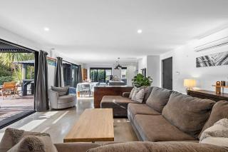 Awesome Aubrey - New Plymouth - 7