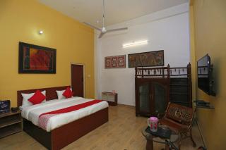 Super Collection-O Sara Grand Near Ram Manohar Lohia hospital - Chinhat - 3