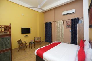 Super Collection-O Sara Grand Near Ram Manohar Lohia hospital - Chinhat - 2