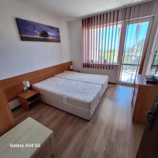 Alexa beach apartment in Victoria Complex - Kavarna - 6