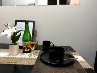 Cozy Minimalist Condo unit - Manila - 4