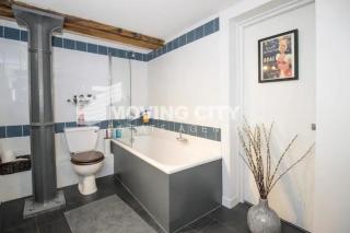 Stunning 2-Bed Converted Warehouse - Sleeps 4 - London - 5