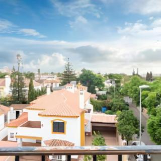 Apartamento Estadio 5 HABITACIONES Y CAPACIDAD 9 PERSONAS CERCA DEL CENTRO, DEL ESTADIO Y ESTACION DE TRENES Y DE AUTOBUSES - Jerez de la Frontera - 0