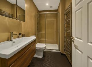 Central London Flat - 3 Min to West Kensington Station - Londra - 4