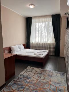 Гостиница Берлога - Pavlodar - 7