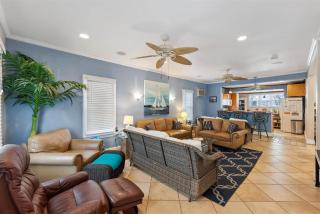 225 E Garfield Ave - 2