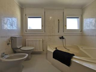 Apartamento acogedor a 400m de la playa en Llançà, con terraza y baño hidromasaje - ES-89-135 - Llança - 4