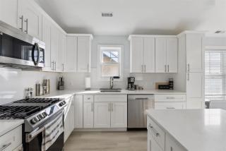 225 E Youngs Ave, Unit A - Wildwood - 3