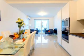 BnBNova - Saint Julian's Seafront 2BR with Terrace - St Julian's - 8