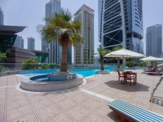 StayShort - Vibrant Studio in JLT Sleeps 4 with Lake Views! - 7