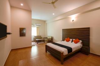 Townhouse J K Golden Embassy - Mysore - 9