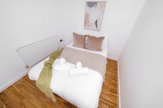 Modern 3BR - Flat Sleeps 8 - Walk to Liverpool St - Londra - 7