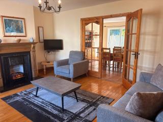 Convenient spacious 3 bedroom home in Kenmare town - Kenmare - 8