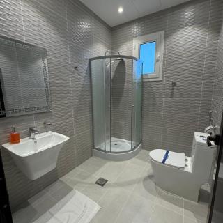 شقة مميزة بتصميم حديث - Baljurashi - 7