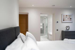 W. Queen St. Apt. - Broughty Ferry - 7