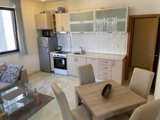 Apartment in a quiet area - Bar - 8
