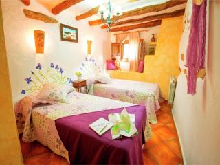 Beautiful holiday home in Laroya with shared pool - Laroya - 6
