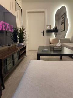 شقة بغرفتين نوم وصالة قرب البوليفارد - Riad - 8