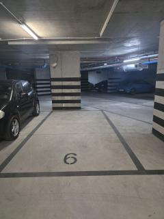 Hamba COSMOS- self check-in, parking, 24h , VAT - Varsovie - 7