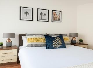 2 Bed Flat with Balcony in Acton - Londra - 8