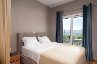 Theosis Signature Suites - Diakopto - 1