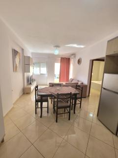 5 Road Apartment - Saranda - 0