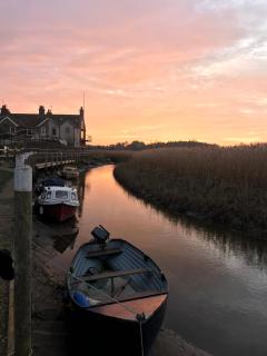Lovely quiet cottage Sleeps 4 adults, 4 children, Dog Friendly - 3