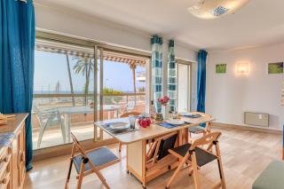 Port & Pool Hideaway - Happy Rentals - 5