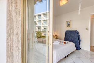 Port & Pool Hideaway - Happy Rentals - 4