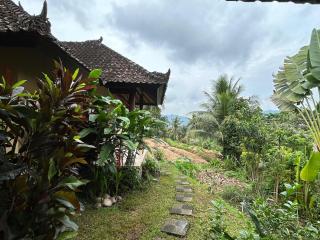 Rumah Tenun - 3