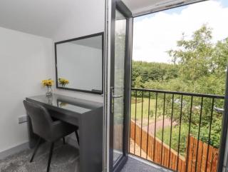 The View - Nuneaton - 7
