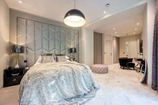 Luxurious subterranean mansion - 3 spectacular bedrooms - Altrincham - 6