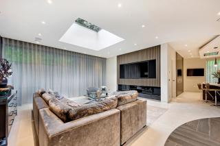 Luxurious subterranean mansion - 3 spectacular bedrooms - Altrincham - 3