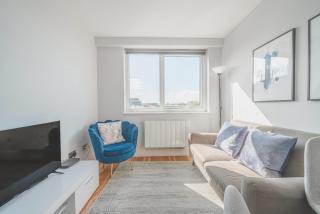 Fabulous Central Eastleigh 1 Bedroom Apartment - Eastleigh - 0