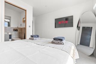 York Penthouse with Hot Tub & View of Minister - York - 8