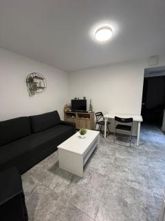 Welcome near Disneyland - 9