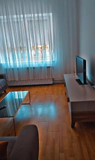 LioNa Center Apartment - Pristina - 8