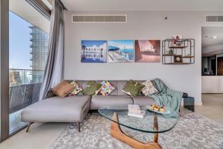 DAYF-MGA Spacious 3Bed with Full Marina View - 3