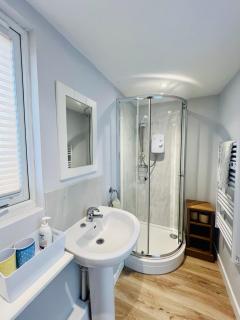 Romantic Cabin Retreat on 50-Acre Suffolk Farm - Burgh - 6