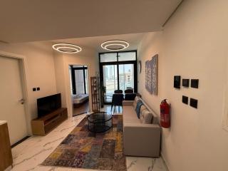 Elegant 1br Apt with balcony - Al Maryah Vista 1 - Abu Dhabi - 0