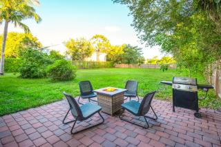 The Coastal Dream! Only 3miles to the beach, Fast WiFi, Garage - Naples - 7