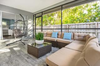 The Coastal Dream! Only 3miles to the beach, Fast WiFi, Garage - Naples - 5