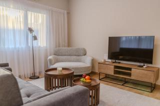 H&O Solmare by the Sea Apartment - 1