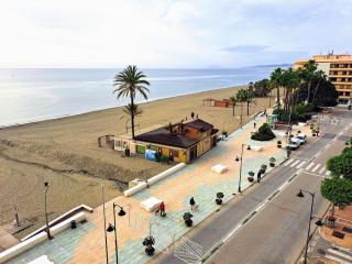 Sea Front Home - 4