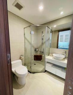 High Quality Apt With Swimming Pool, Gym, Private Walking Lake In City Centre - Hanoi - 1