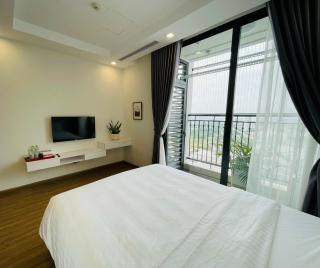 High Quality Apt With Swimming Pool, Gym, Private Walking Lake In City Centre - Hanoi - 8