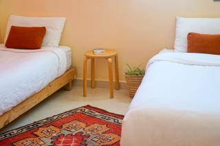 Monkey's Guest House - Ocean View Rooms & Apartment with Rooftop - 3