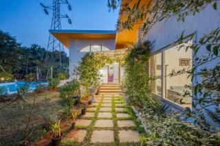 SaffronStays Roselle, Malavli - pet-friendly pool villa with modern interiors - Lonavala - 9