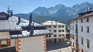 Breakfast with mountains view - 8