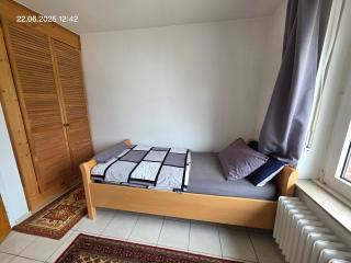 Ein bequemes Zimmer in einer ruhigen Umgebung Näher Zentrum mit gemeinsam genutzte Bad und Küchengeräte - Kleve - 9